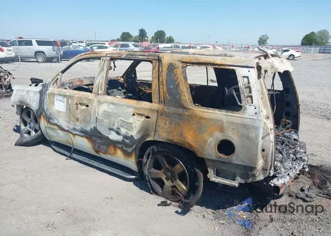 2015 Chevrolet Tahoe Ltz z USA, uszkodzony, nr VIN 1GNSCCKC8FR203061